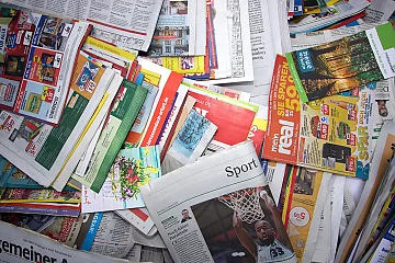 Zeitungen und Magazine