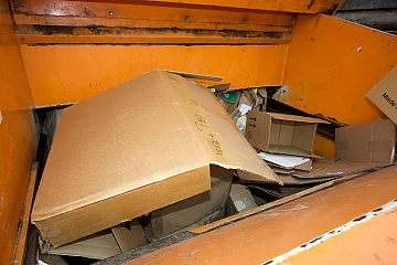Recycling von Kartonagen und Wellpappe